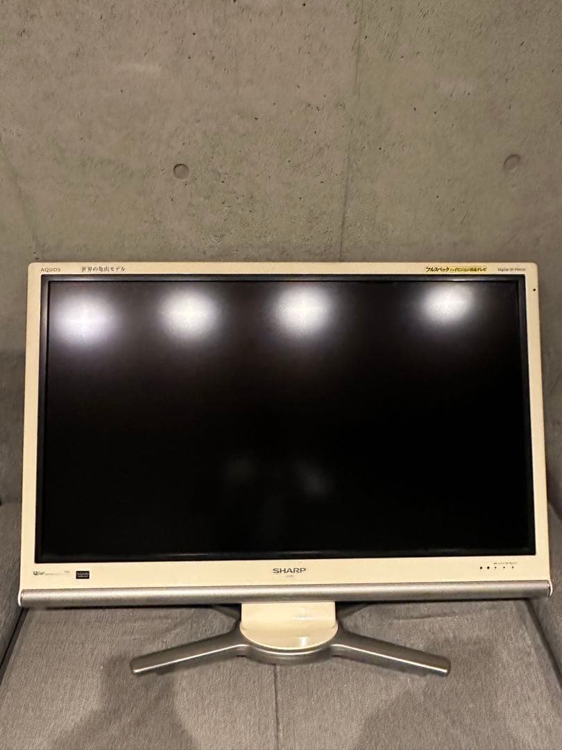 【都内・近場】【完動品】42インチ液晶TV シャープAQUOS　LC-42DS3