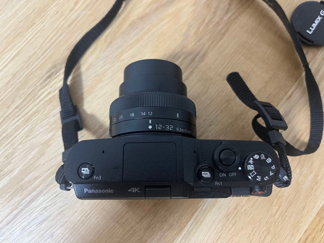 Panasonic LUMIX デジタル一眼カメラ DC-GF10W