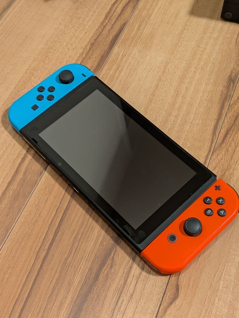 す*ぬ様 Nintendo Switch 本体 青/赤 ジョイコン
