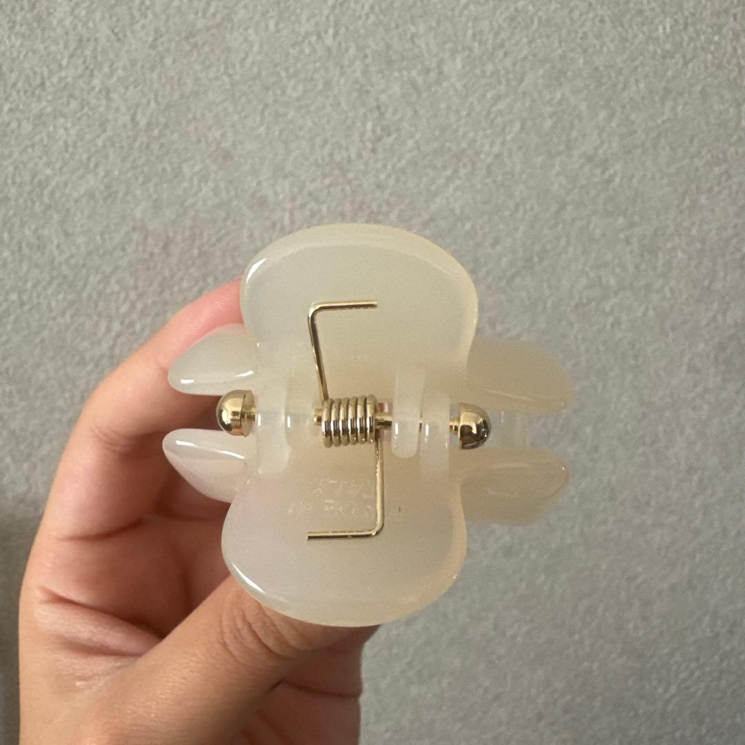【とも様】UNDO HAIRWARE CLAW CLIP No. 2 ホワイト