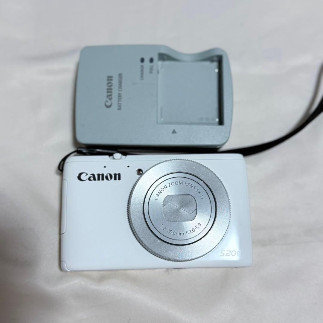 デジカメ　Canon PowerShot S200