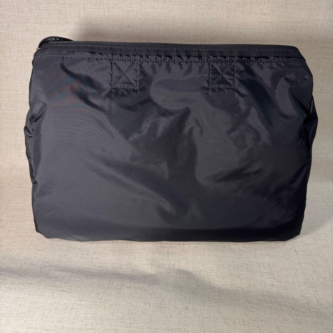 LeSportsac レスポートサック　モノトーン　総柄　黒　ボストンバック