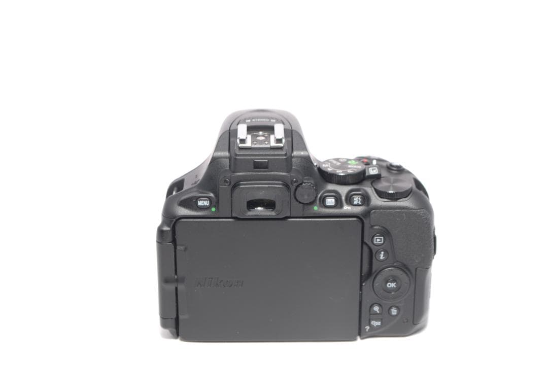 ✨入門モデル✨Wi-Fi搭載✨Nikon D5600 ✨ダブルレンズ