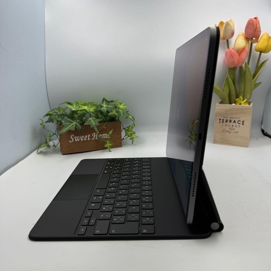 【新品同様に近い】iPad Pro M1 第5世代 13インチWifi 512G