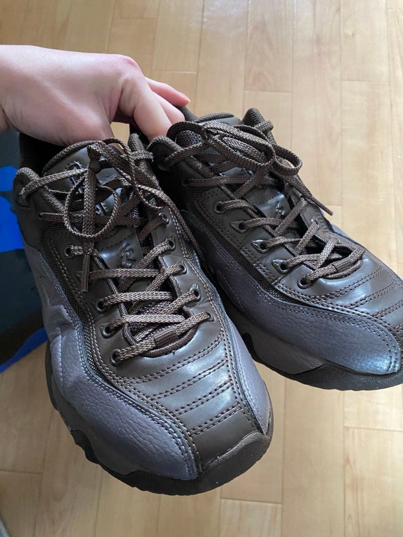 靴 Kiko Asics Novalis Gel-Teremoa