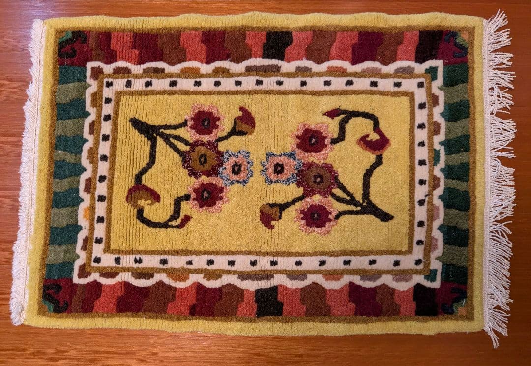 ヴィンテージラグ　チベット絨毯