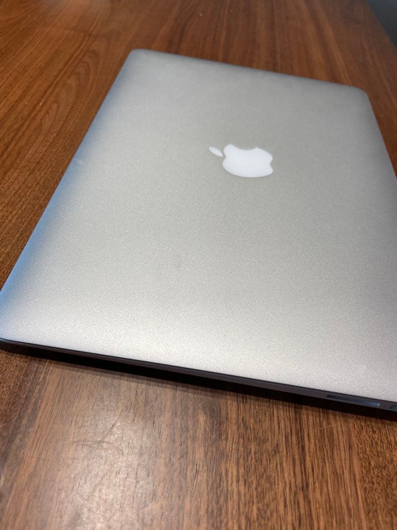 Apple MacBook Air 11インチ 2014