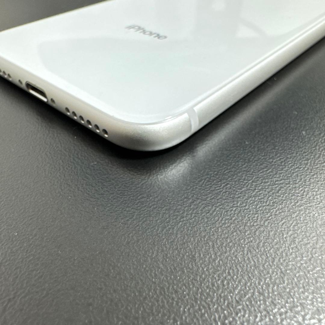iPhone8 シルバー 64GB SIMフリー