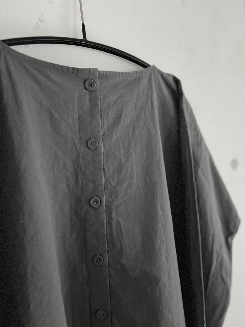 Veritecoeurヴェリテクール VC-2177ノーカラー長袖シャツ