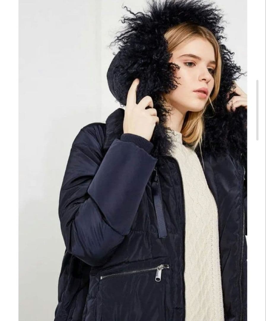 Max&Coダウンジャケット　ネイビー　38