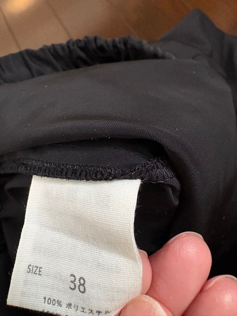 ブラック変形フレアスカート