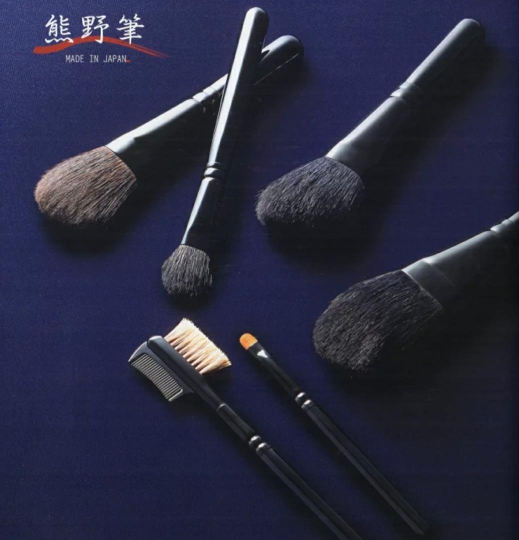 ス*イ様 熊野筆 極上品質 化粧筆8本セット ブラシ専用ケース付属 天然木桐箱付