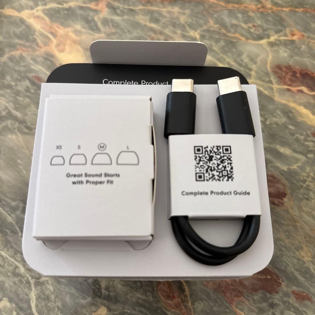 Beats Studio Buds+ トランスペアレント