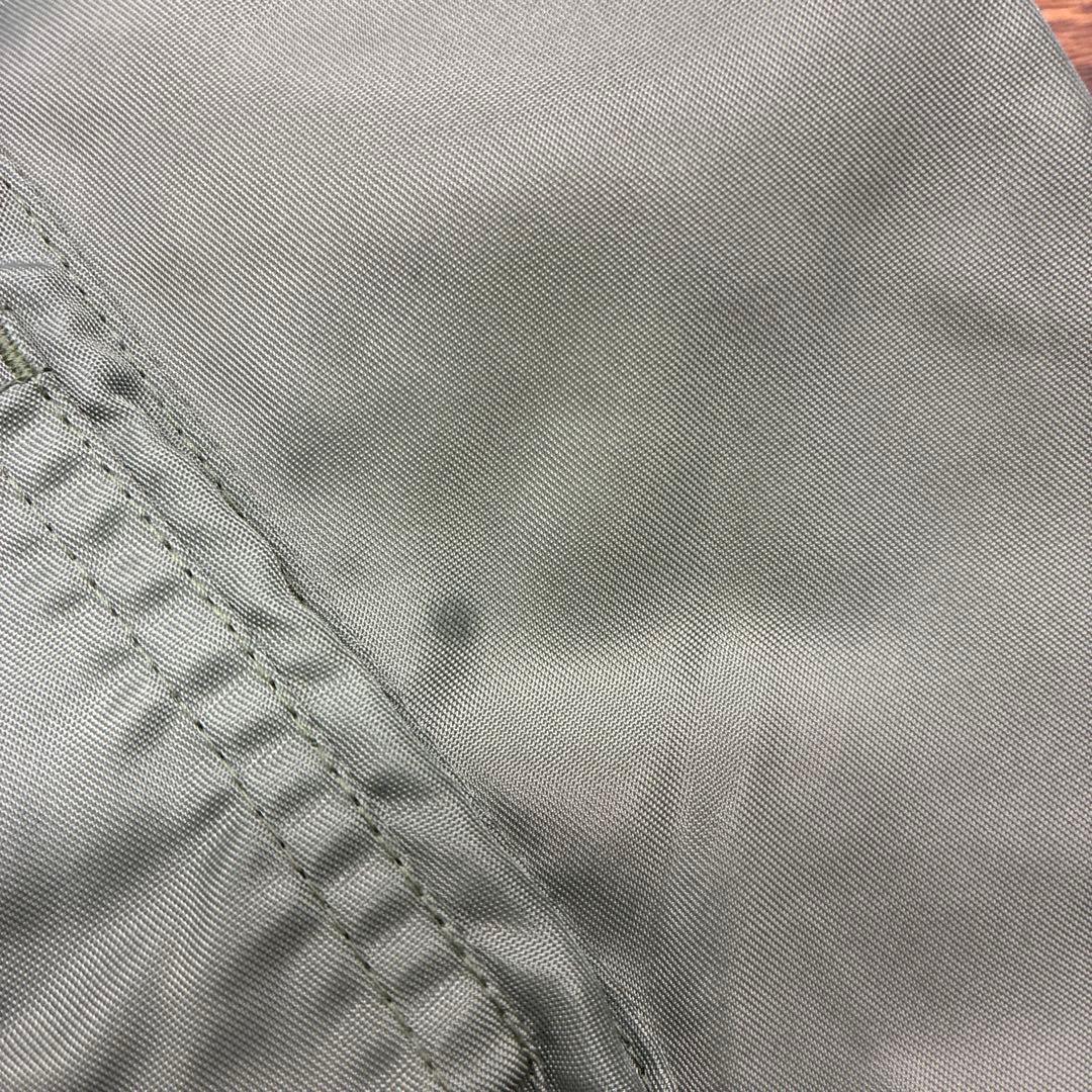 BOSS オリーブ色 ジャケット　FREE ◇45