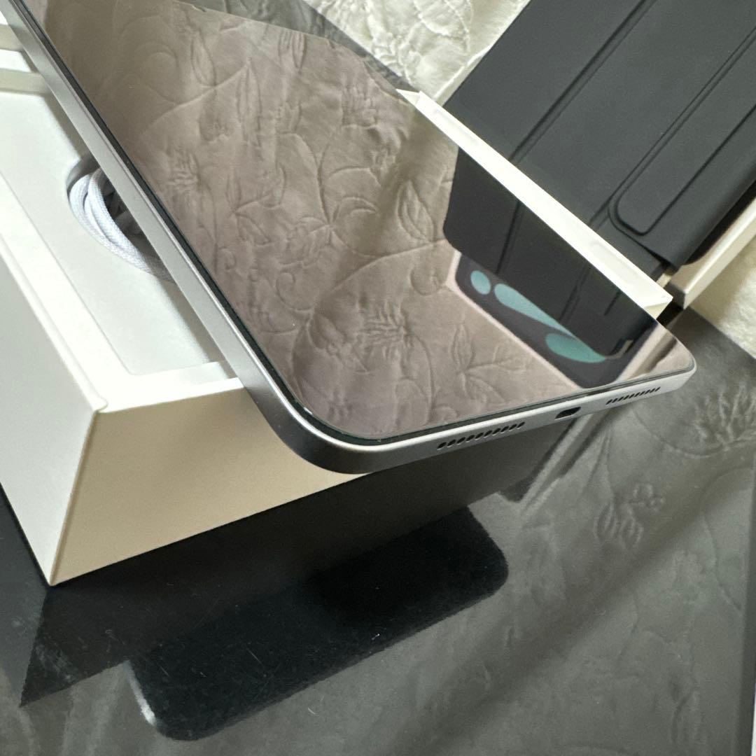 iPad mini 第7世代(A17Pro) 128GB スペースグレイ おまけ