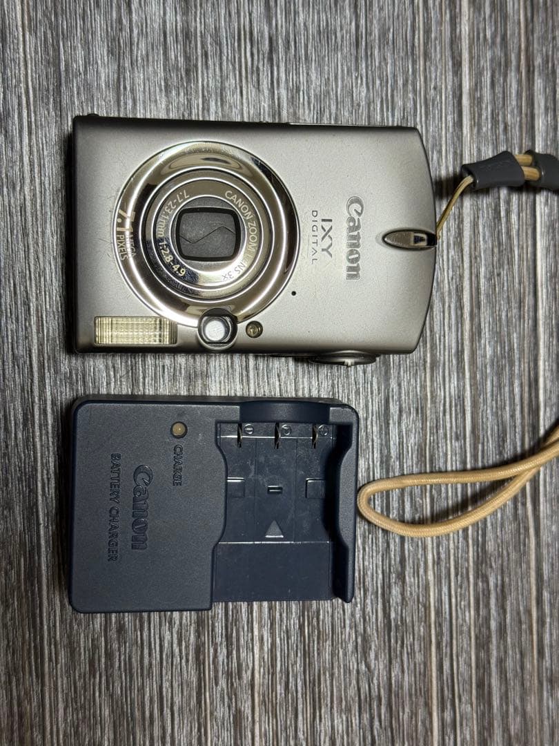 Canon IXY Digital 600 コンパクトデジタルカメラ