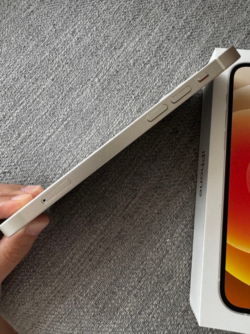 Apple iPhone 12 ホワイト 本体 箱付き