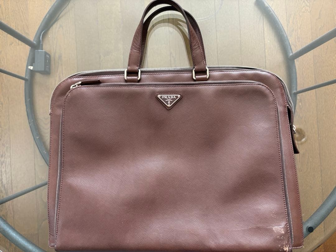本日限定価格！美品！PRADA ブラウン レザービジネスバッグ！