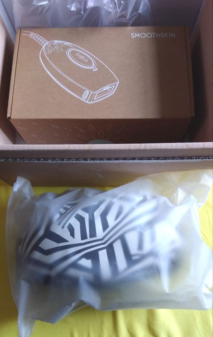 新品未使用　SMOOTHSKIN bare pop 脱毛器　本体とアクセサリー