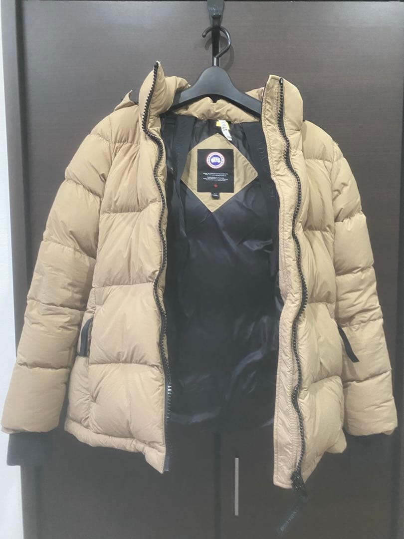 【FW25新作】チェルシー パーカ ジャパンエクスクルーシブ　超美品