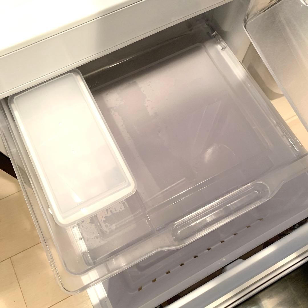 Hisense ハイセンス 冷蔵庫 ガラス棚 製氷器付