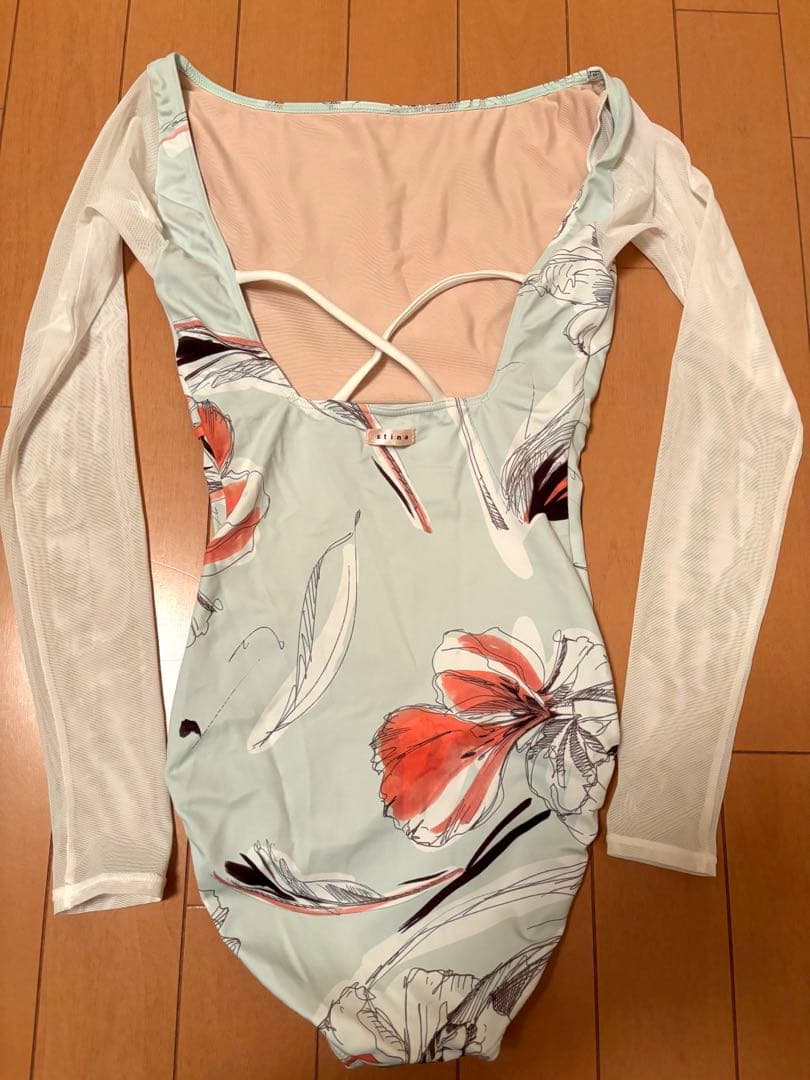 stina 長袖 レオタード　サイズS