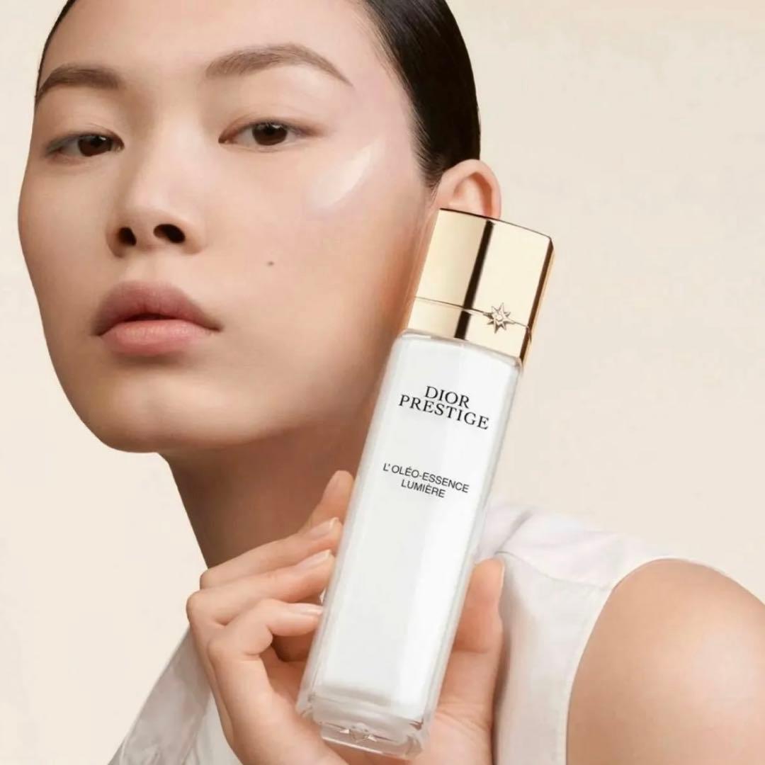 【最新版2製品】diorプレステージホワイト 化粧水 美容液 23,833円相当