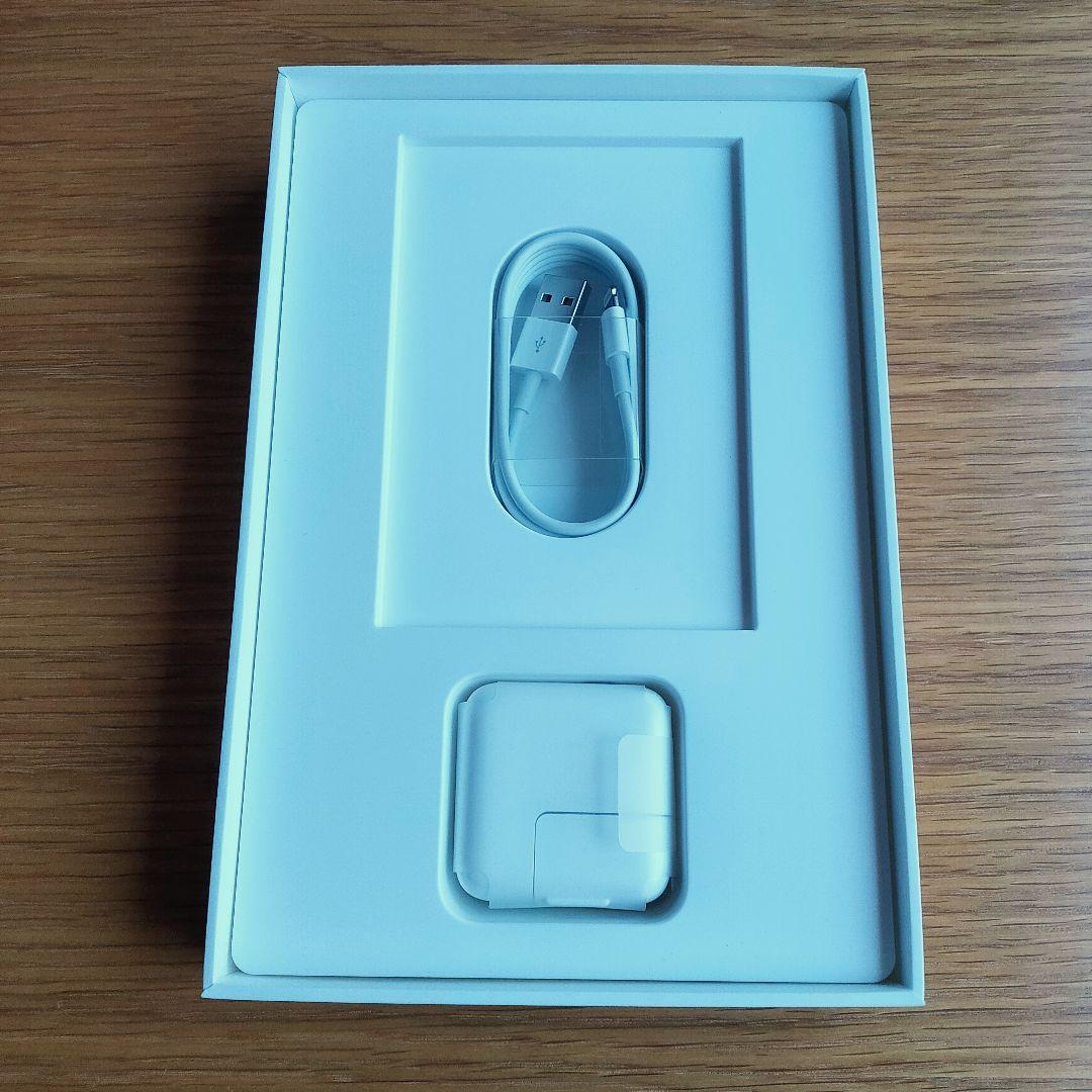 iPad mini 4 128GB Wi-Fiモデル スペースグレイ 外箱付き