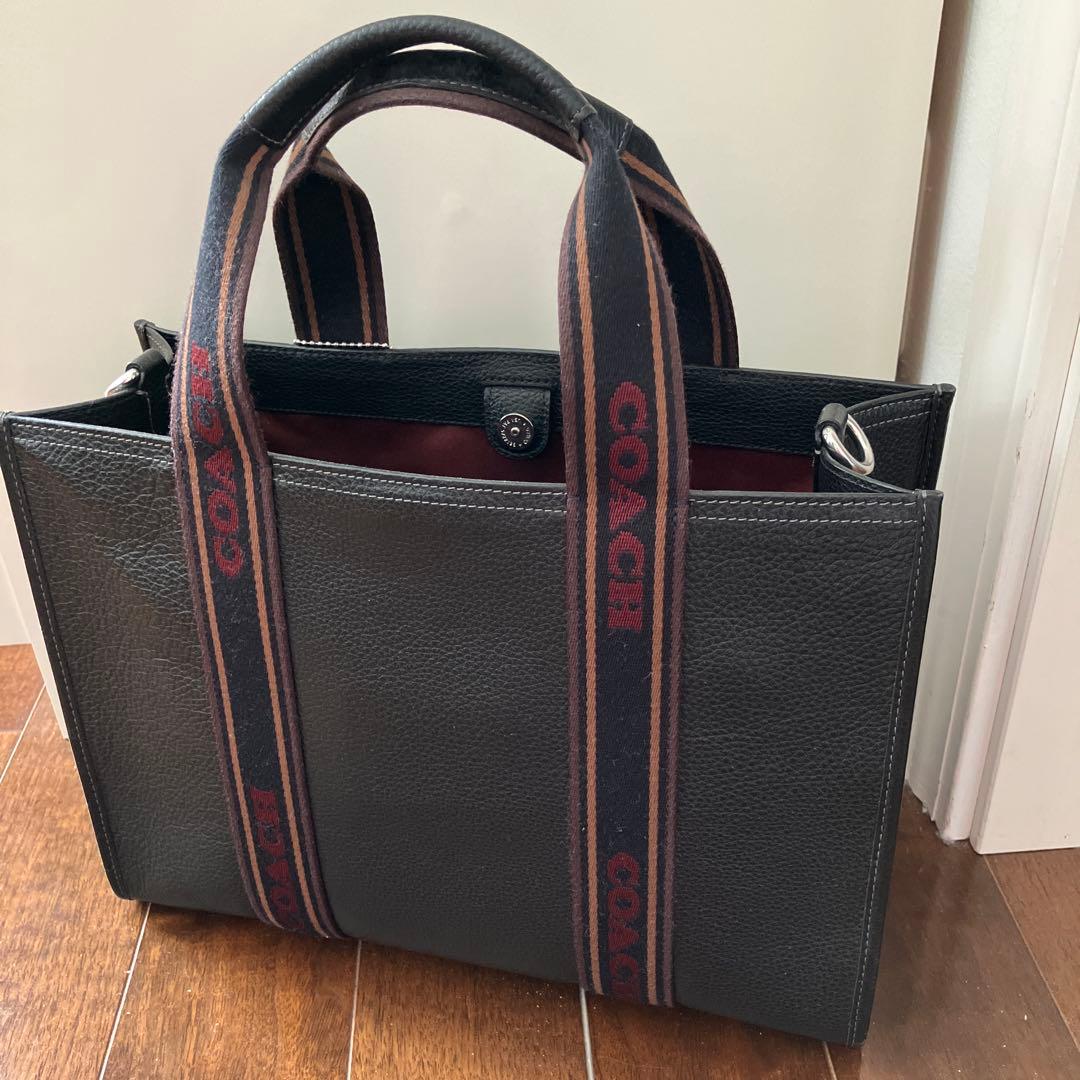 COACH ブラックトートバッグ