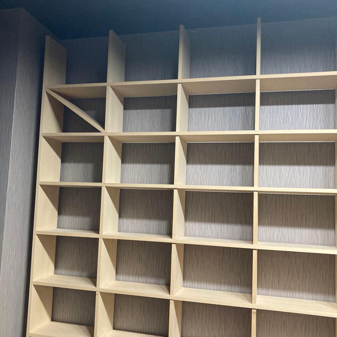 マルゲリータ　壁一面　本棚　シェルフ　縦10コマ×横7コマ　奥行180mm