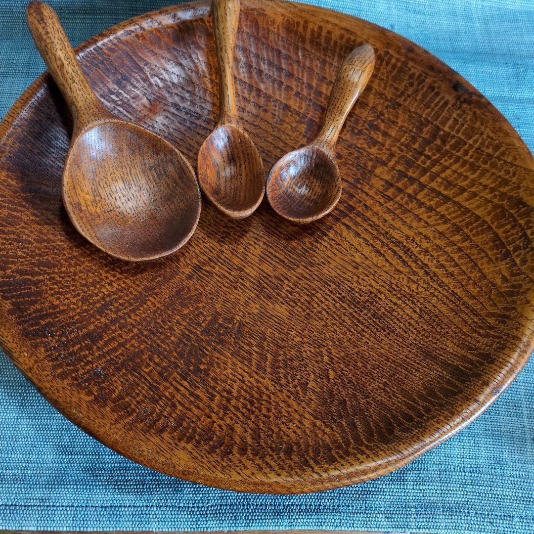 栗の木の皿と匙3点