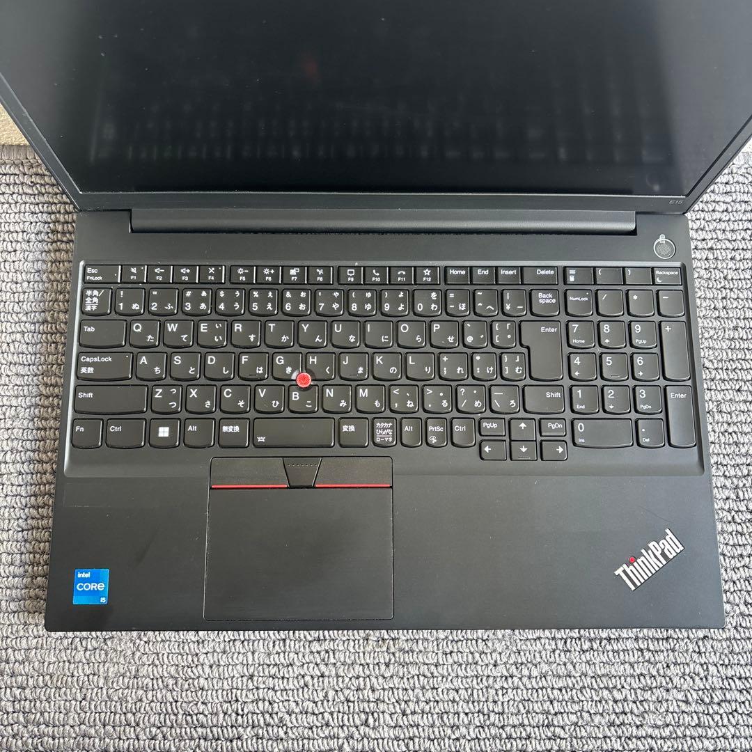 lenovo thinkpad E15 i5第11世代　メモリ4GB