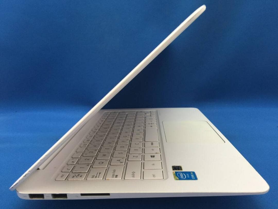 ASUS UX305F 13.3型 薄型・コンパクト ノートパソコン