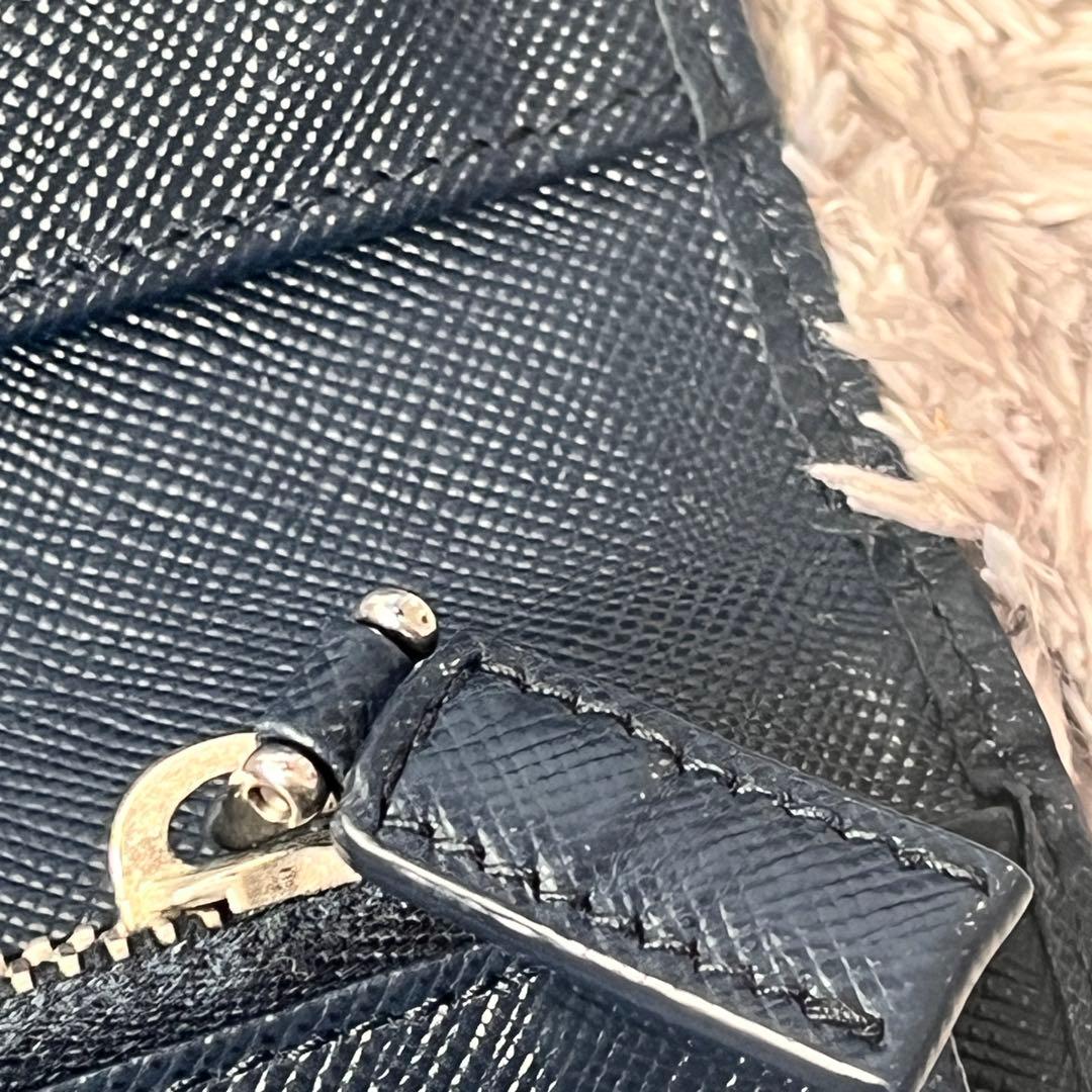 良品✨PRADA 大きめオーガナイザー　長財布　サフィアーノ　ネイビー　メンズ