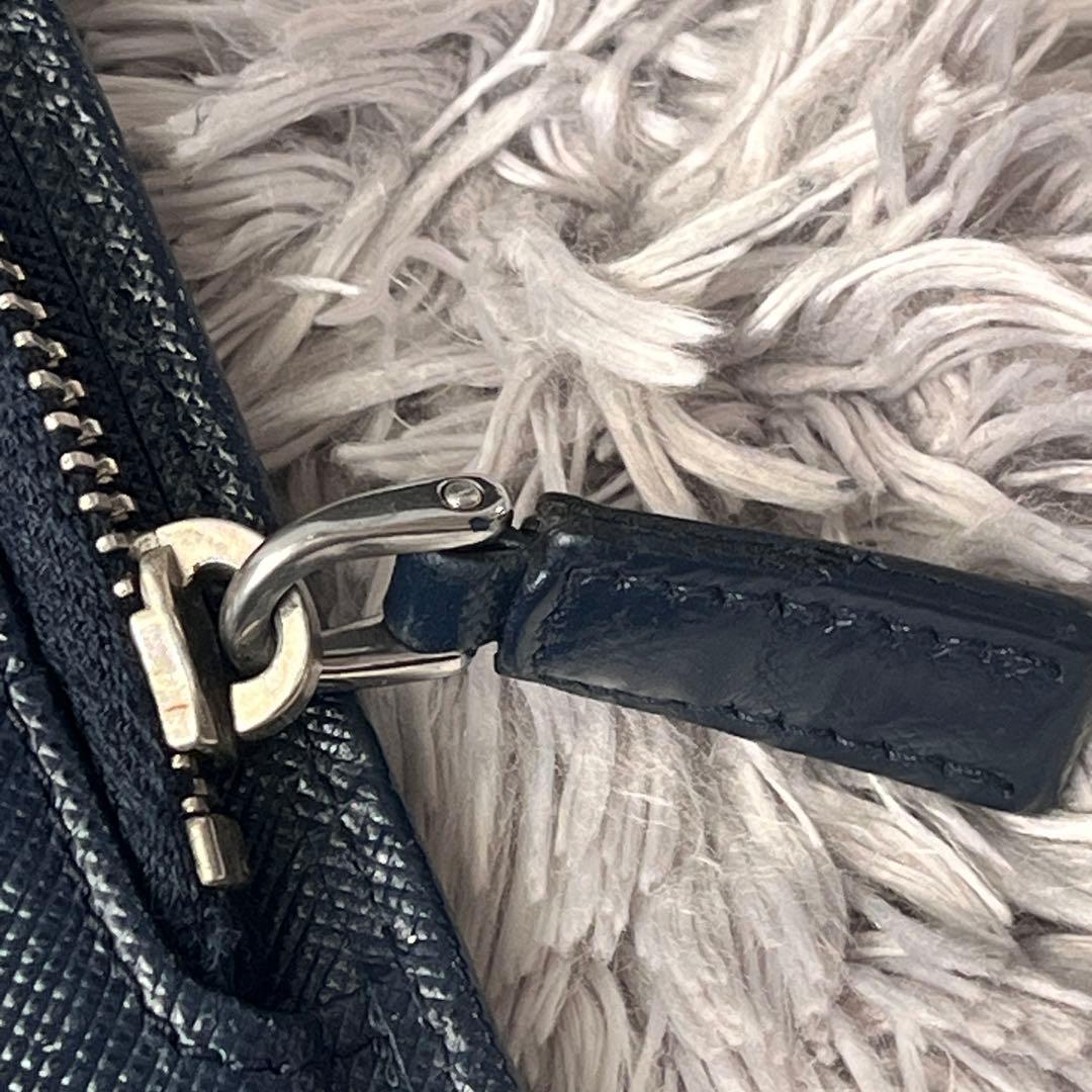 良品✨PRADA 大きめオーガナイザー　長財布　サフィアーノ　ネイビー　メンズ