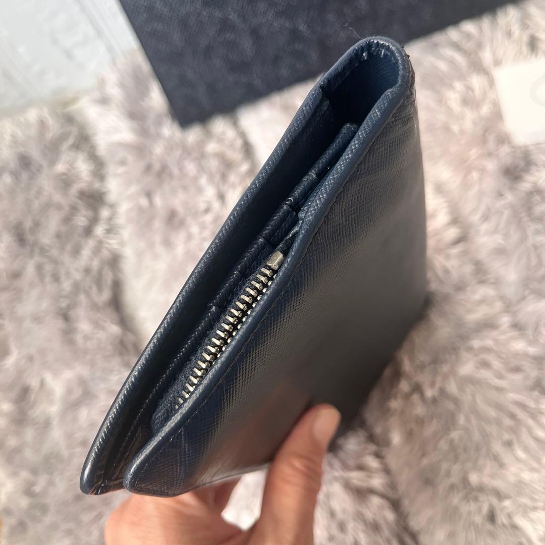 良品✨PRADA 大きめオーガナイザー　長財布　サフィアーノ　ネイビー　メンズ