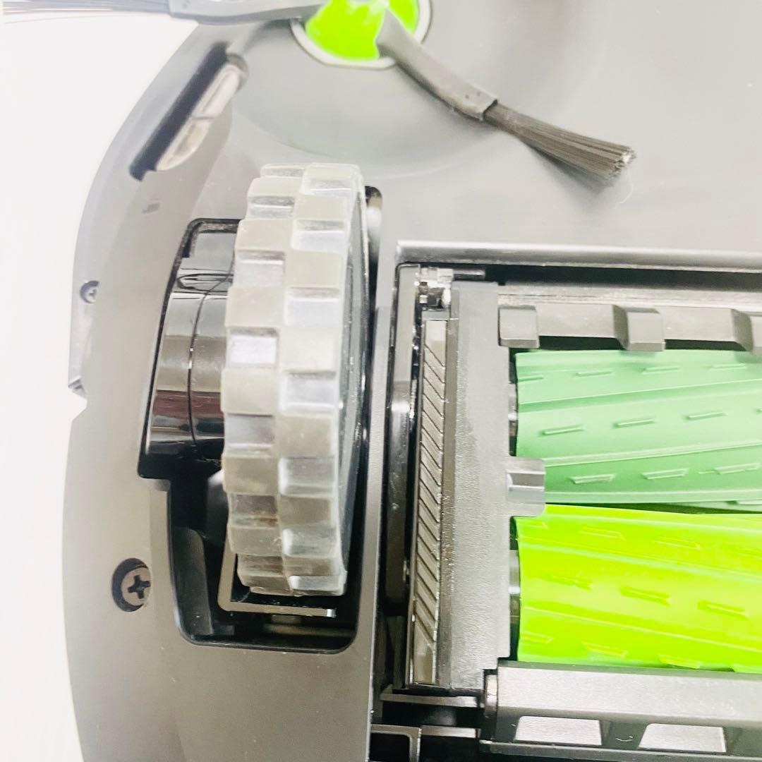 美品 ルンバ i5+ アイロボット ブラック クリーンベース付き