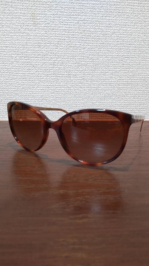 バーバリー　サングラス　ブラウン　バーバリーチェック
