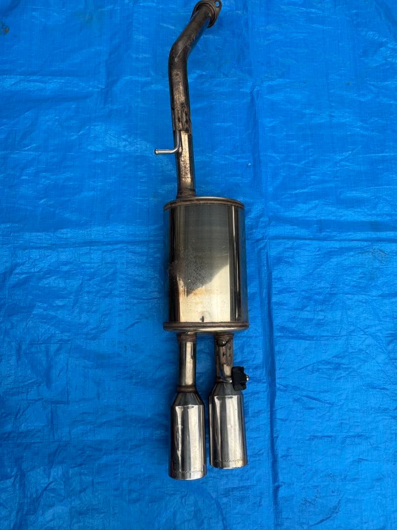 プリウス ZVW30 ガナドール ステンレススチール ダブルテールパイプマフラー