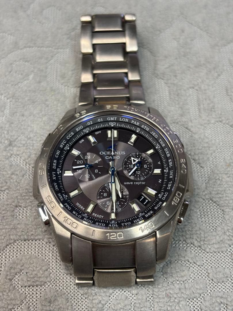 OCEANUS OCW-600電波ソーラーフルチタン、サファイアガラス