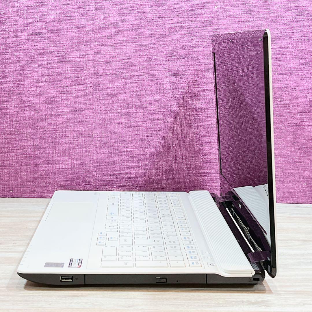 Win11✨Corei7✨8GB✨すぐ使えるノートパソコン✨カメラ付✨ブルーレイ