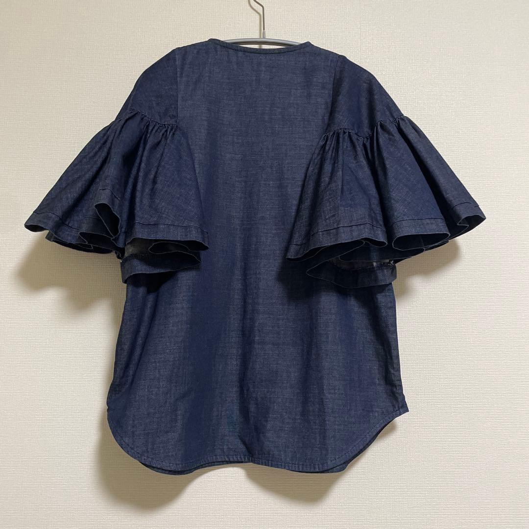 《美品》aLORS アロー　アローパリ　フリルブラウス　エステルジーン