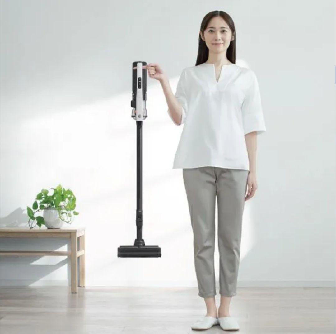 【新品】日立 コードレススティッククリーナー PV-BL1C4 ホワイト