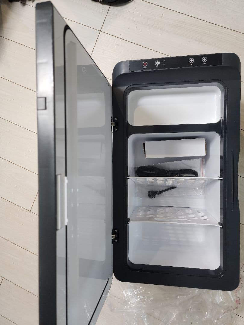 車、100v　冷蔵庫