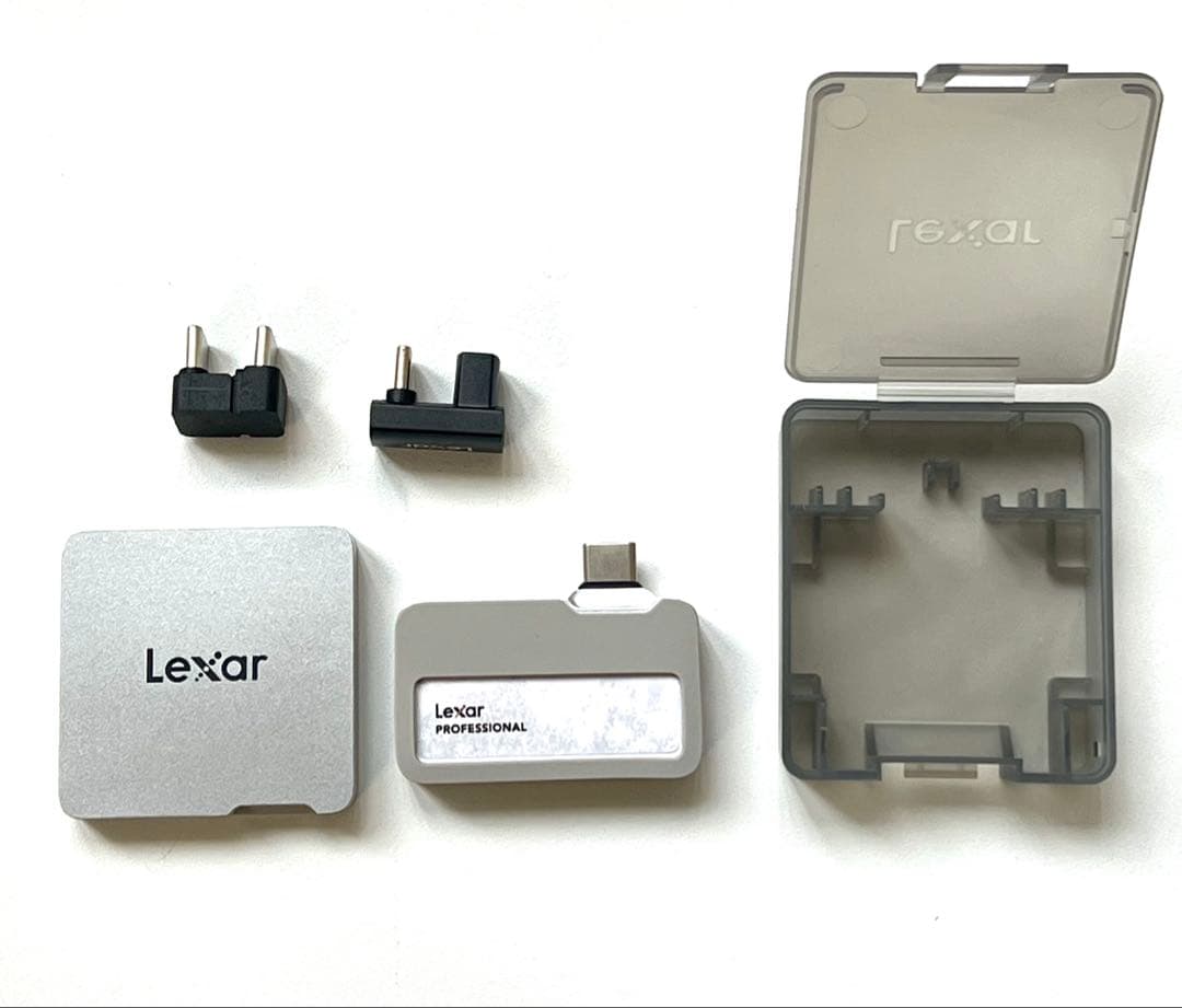 メモリー Lexar Professional GO SSD 2TB with Hub