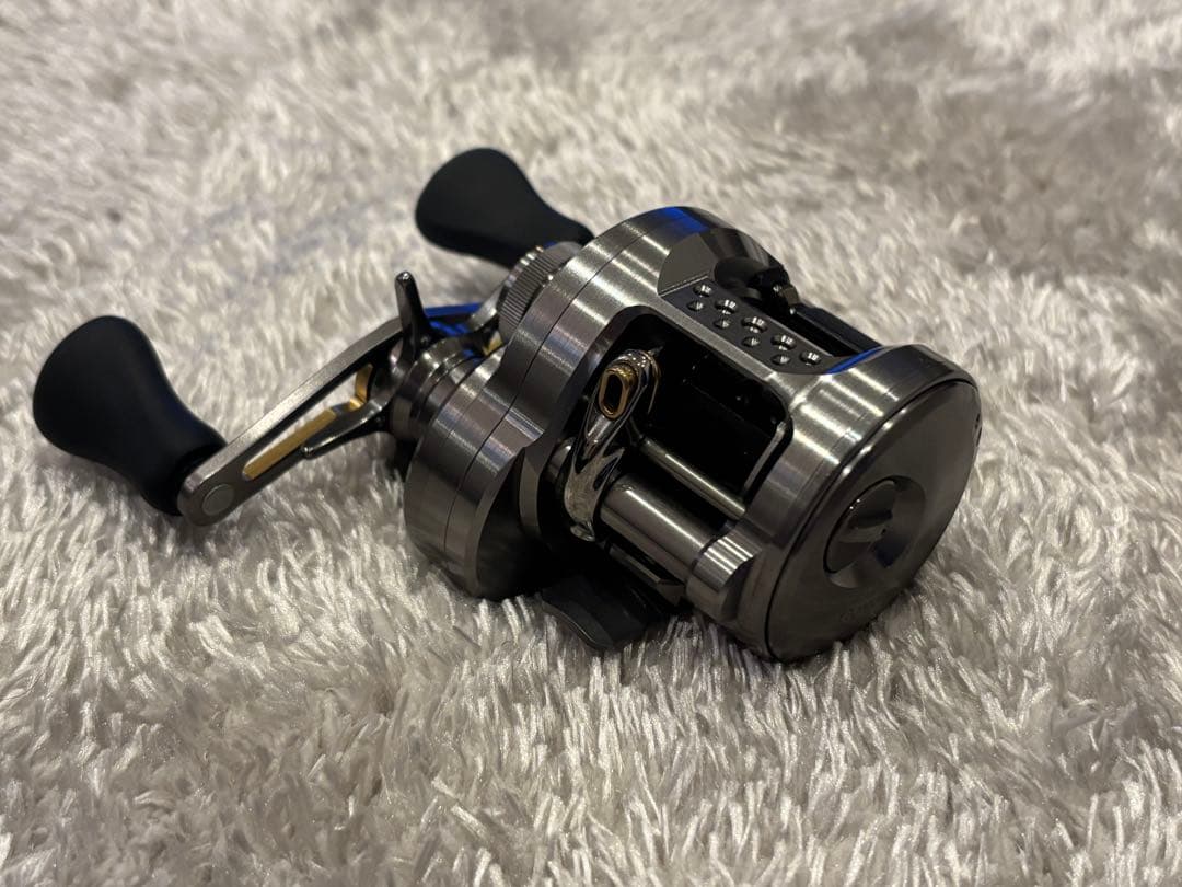 未使用23 カルカッタコンクエストBFS HG シマノ CONQUEST 右巻き