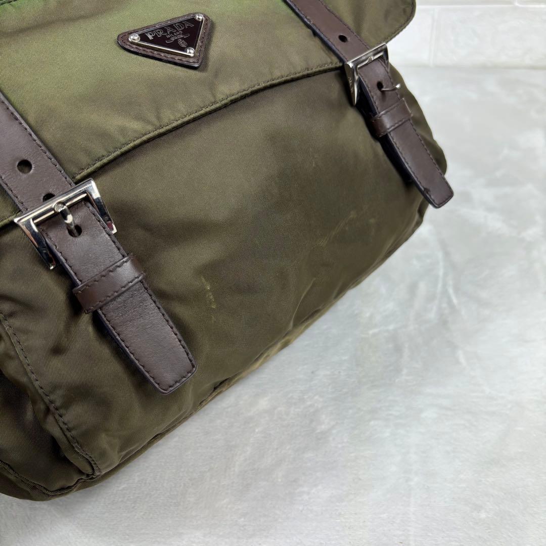 PRADA プラダ ナイロン メッセンジャーバッグ ショルダーバッグ カーキ