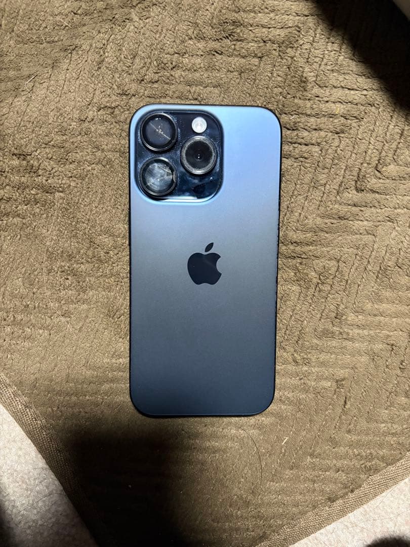 Apple iPhone 15 Pro 本体 使用可能