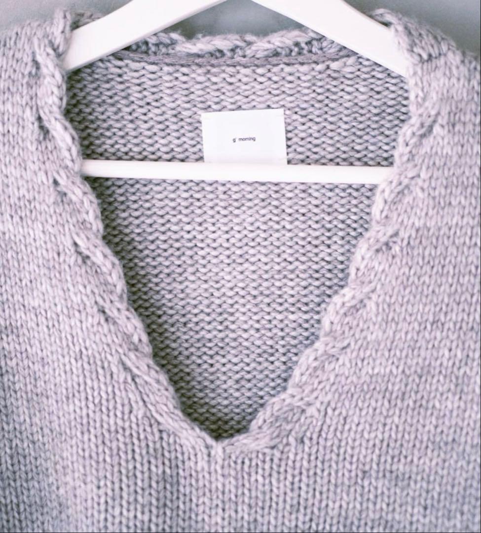 g’morning Vネックニット・ライトグレー