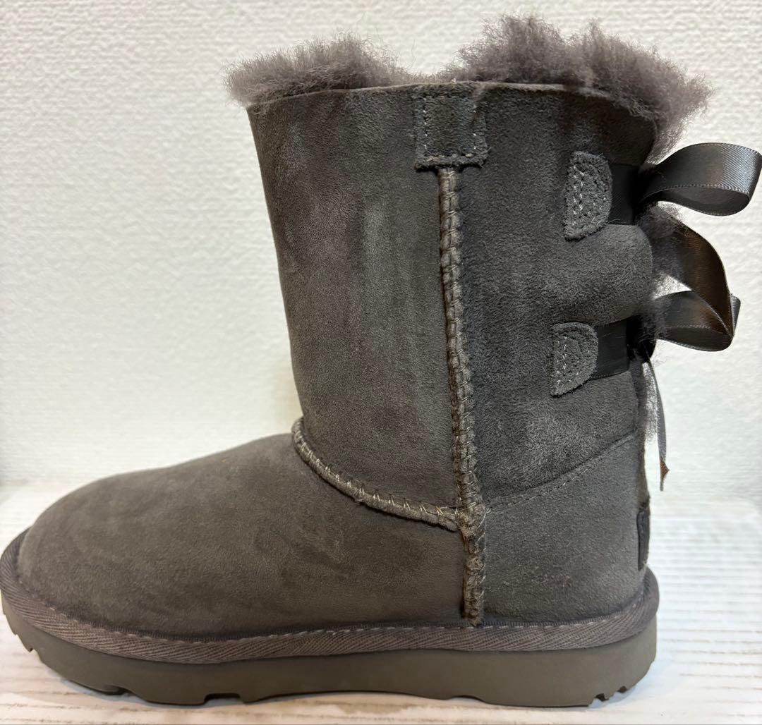 UGG キッズ　ブーツ　ムートン　19cm